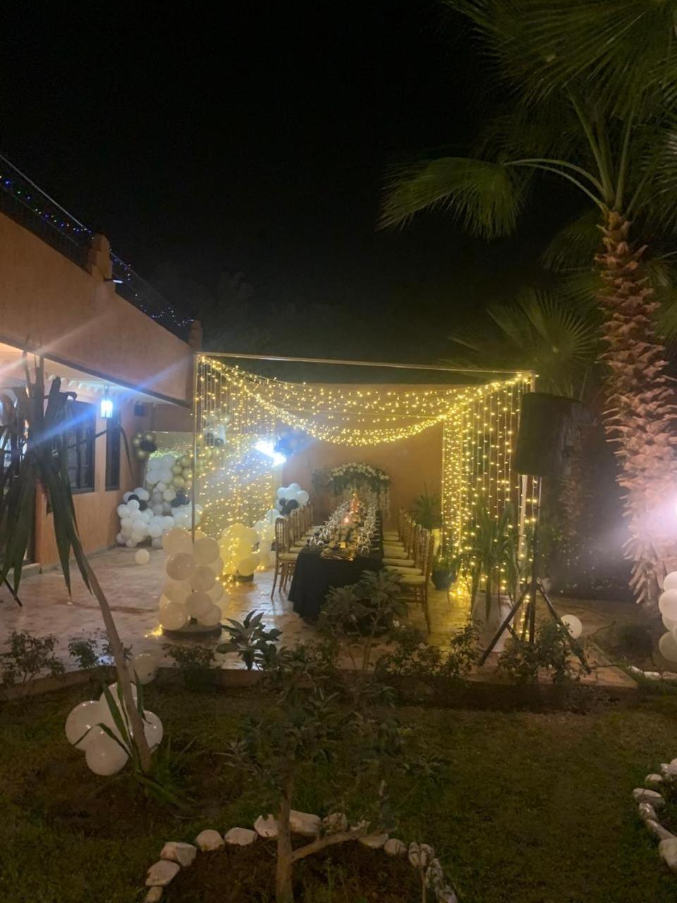 Gardens Diafa Villa *